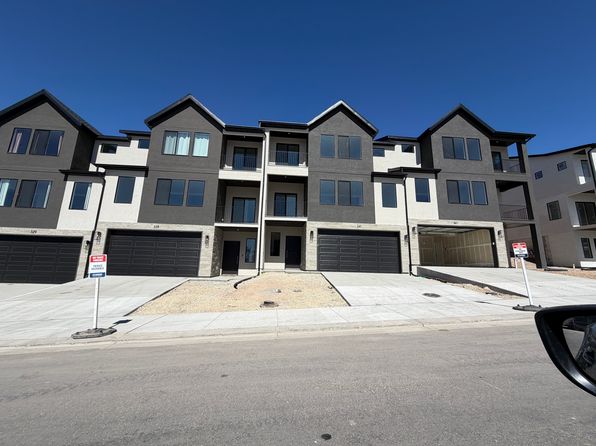 421 E Levengrove Dr