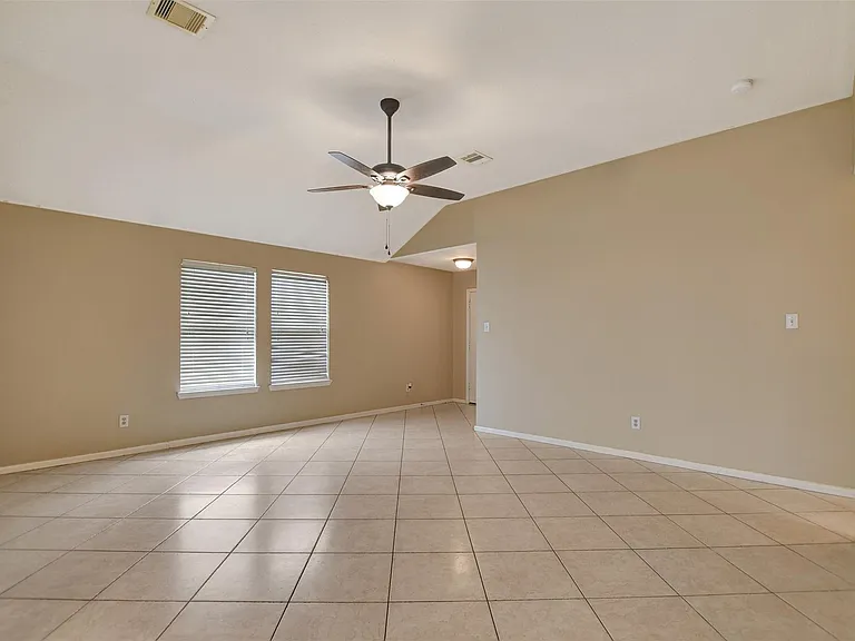 19702 Byron Meadows Dr — Photo 8
