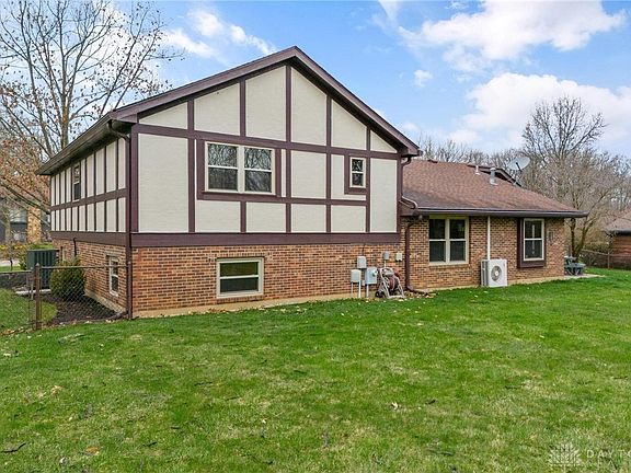 3rd image of 3345 Southfield Dr