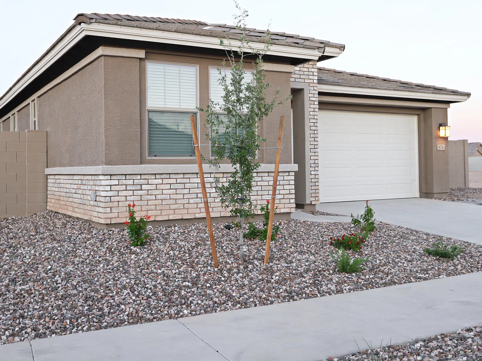 4 bed, 3.5 bath, 2313 sqft, $2,800 — Photo 3