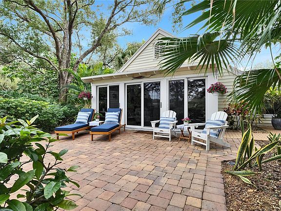 5th image of 1545 Sabal Ct