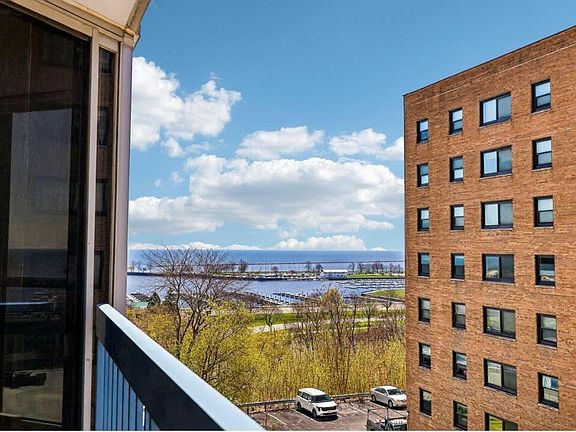 3rd image of 1660 N Prospect AVENUE #505
