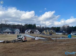 3606 Creek Path Rd, Guntersville, AL 35976