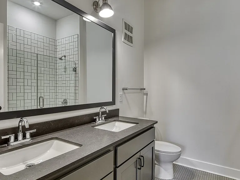 Aviator Lofts — Photo 11