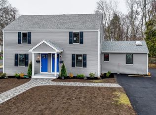 19-21 Richardson St #2, Wakefield, MA 01880