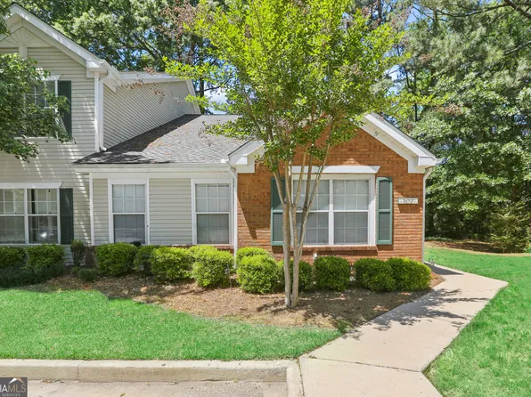 107 Ridgelake Dr, Peachtree City, GA 30269