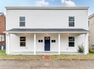 107 S 16th Ave #A, Hopewell, VA 23860