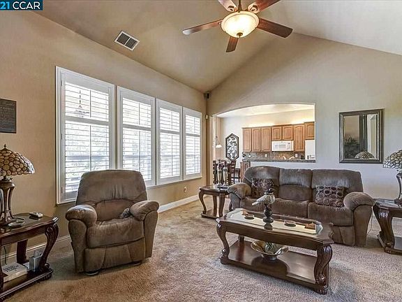 5th image of 6086 Galena Dr