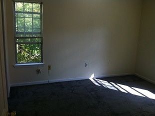 1st image of 5707 Olde Mill Ct Unit 117