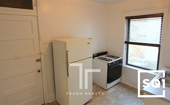 4th image of 2516 N Kedzie Blvd #2524-2E