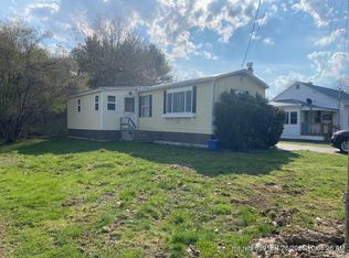 73 Hicks Rd, Augusta, ME 04330