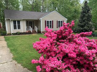 301 Round About Rd, Holly Springs, NC 27540