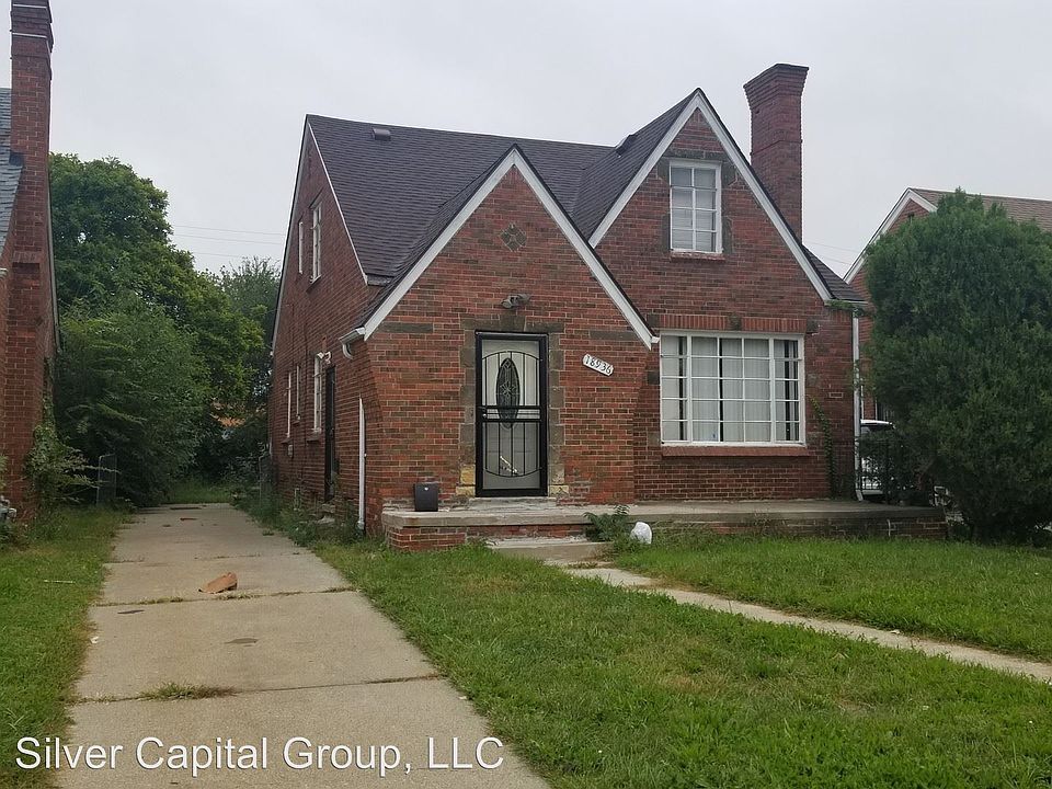 2nd image of 18936 Tracey St