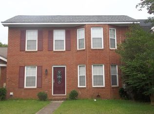 105 Town Pl, Warner Robins, GA 31088