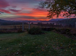 1338 Green Valley Rd, Oakland, OR 97462