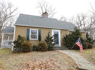 215 Park Terrace Ave, West Haven, CT 06516