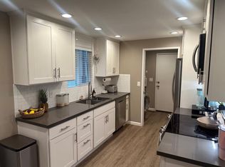 12030 SW Springwood Dr, Tigard, OR 97223