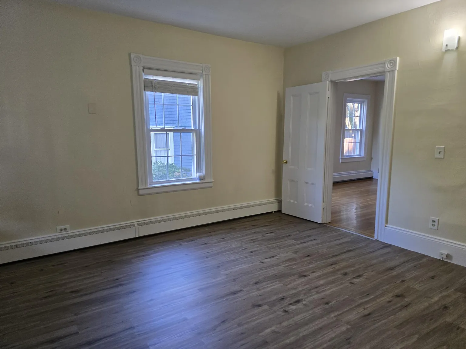 186 Beach St — Photo 4
