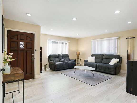 2nd image of 6530 Valley Circle Blvd