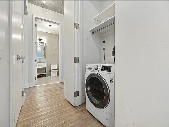 5th image of 815 Flatbush Ave #703A