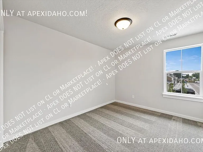 4264 W Topeka St — Photo 27