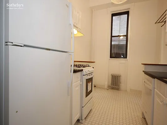 Rented by Sotheby's International Realty | media 7