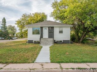 702 E 2nd St, Cheyenne, WY 82007
