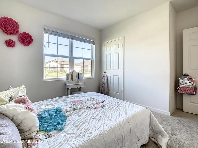 2243 Capital Dr SE — Photo 28