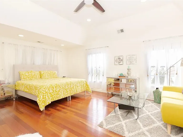 40 Mallard Pl — Photo 8