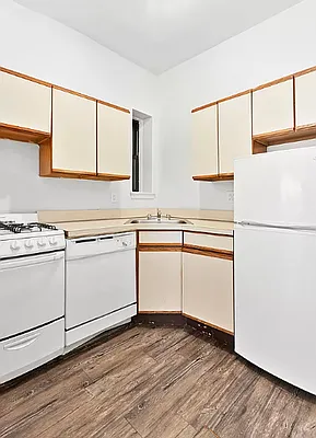 Rented by Compass | media 5