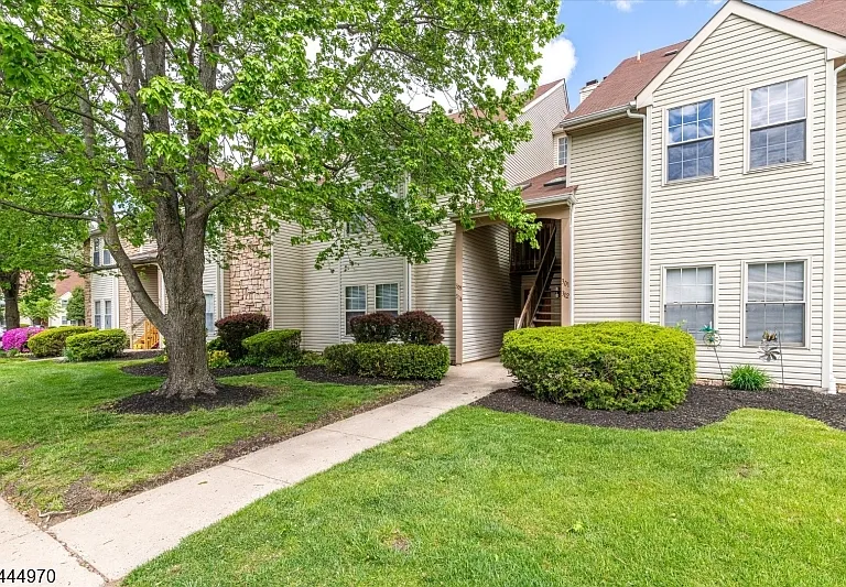 303 Tavistock Cherry Hl — Photo 1