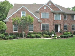 2615 Landview Cir, Virginia Beach, VA 23454