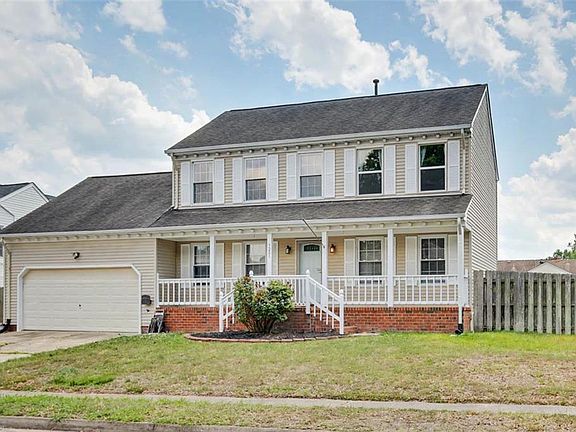 2nd image of 3205 Holly Ridge Dr