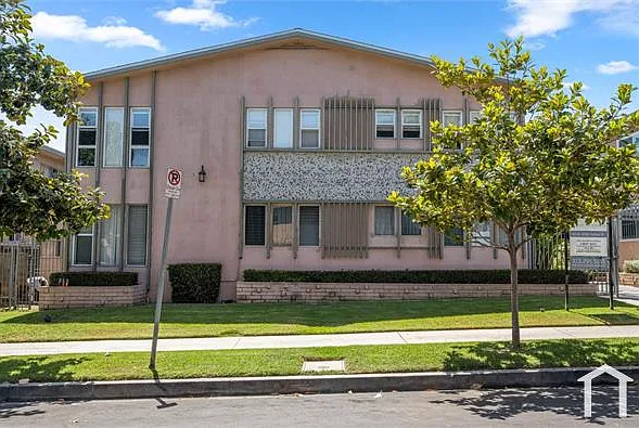 2 bed, 850 sqft, $2,095 — Photo 3