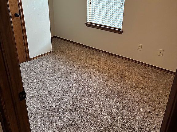 5th image of 4104 Thorn Burn Pl