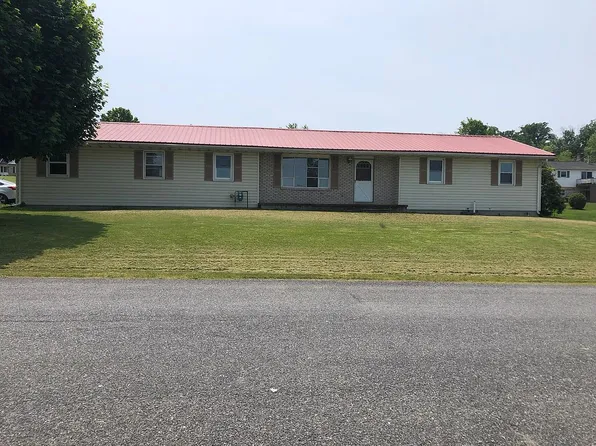 110 Rosewood Dr, Middleburg, PA 17842