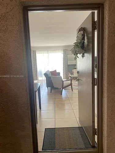 10393 N Kendall Dr #U6 Photo 1 10393 N Kendall Dr #U6 Photo 1