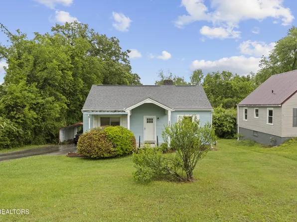 3010 NE Valley View Dr, Knoxville, TN 37917