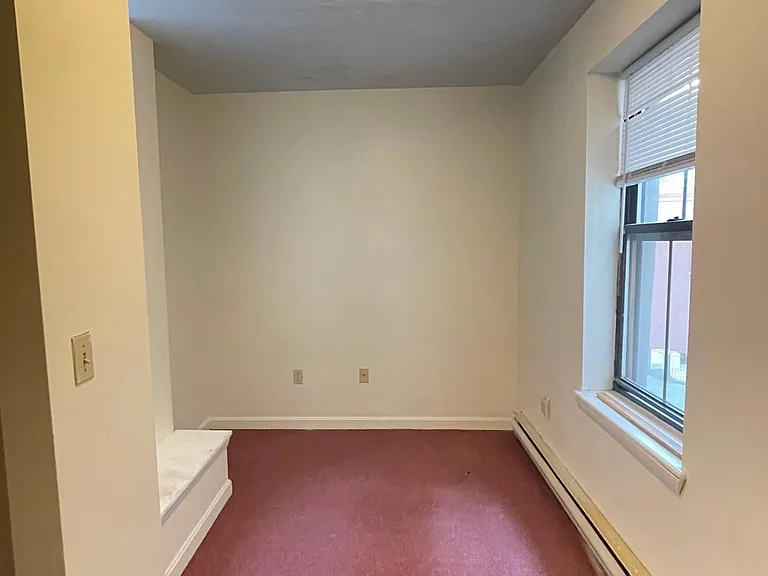 1148 Washington St #1 — Photo 11