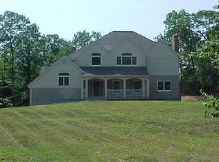 4 Woods End, Weston, CT 06883