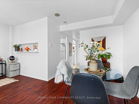 5th image of 117 Gerrard St E #504