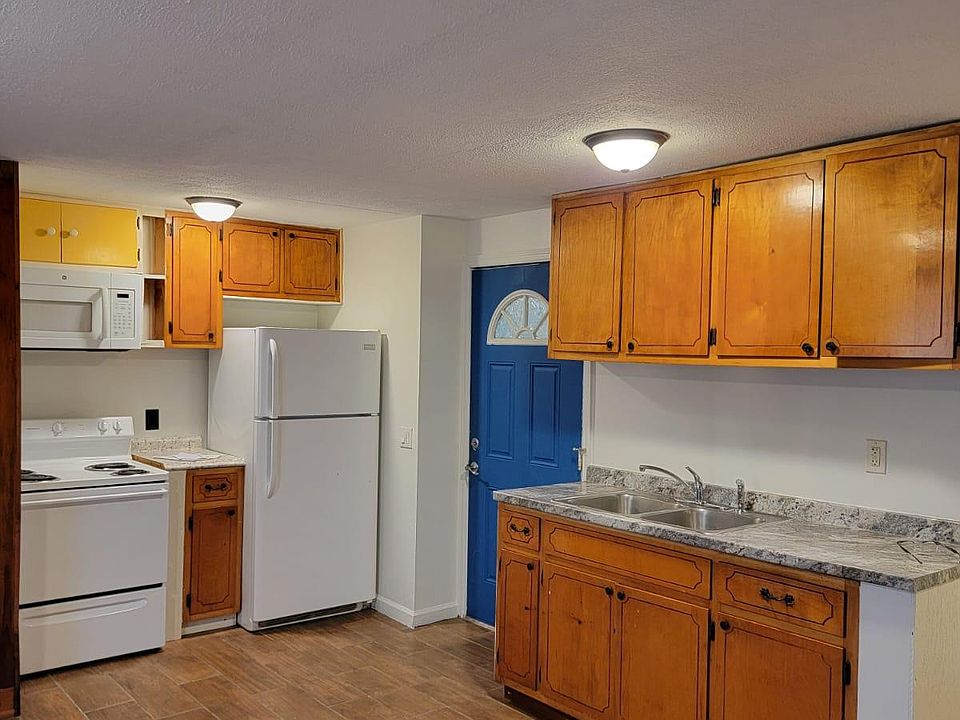 1st image of 508 W Stuart Dr APT 2
