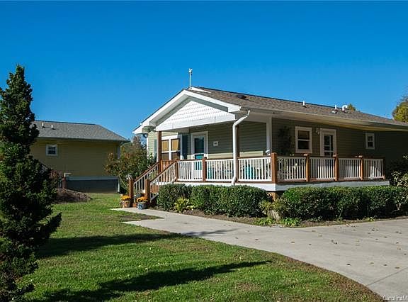 4th image of 686 Ida Rogers Dr