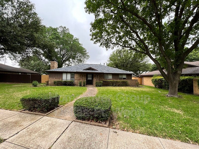 1st image of 3850 Westminster Dr