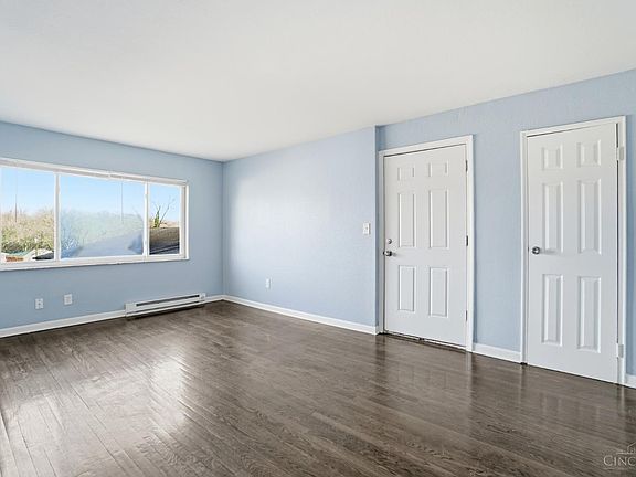 5th image of 2824 Westknolls Ln