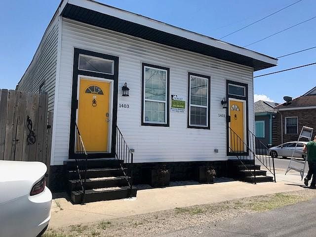 1st image of 1403 Port St #1403