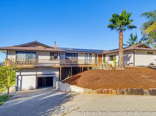 3709 Buena Creek Rd, Vista, CA 92084