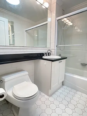 Rented by C Land Realty Co. | media 9