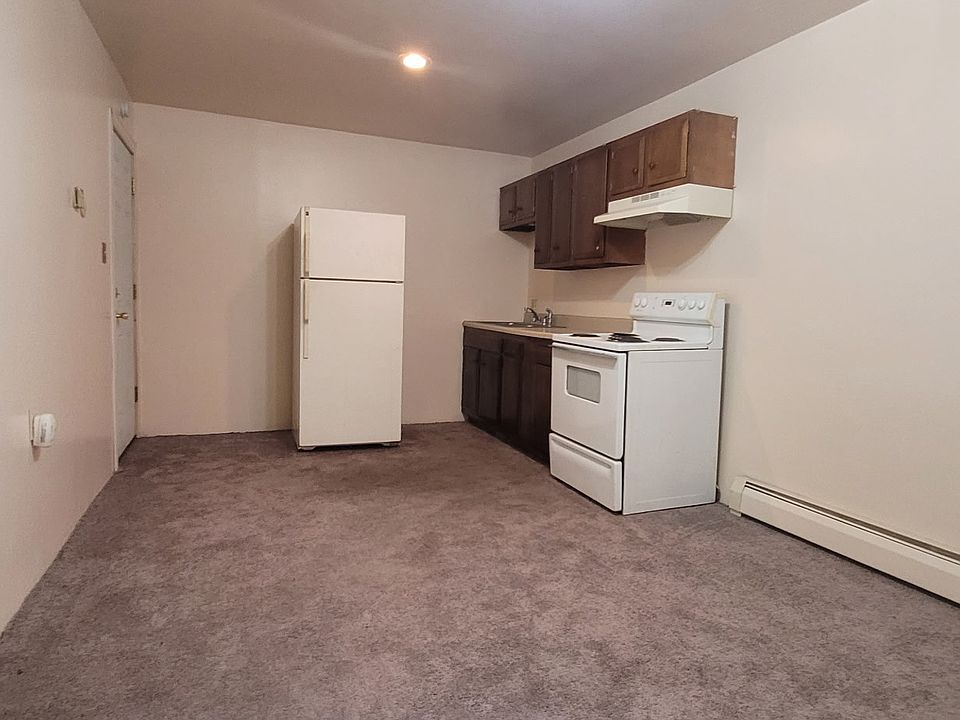 1st image of 548-550 N Market St