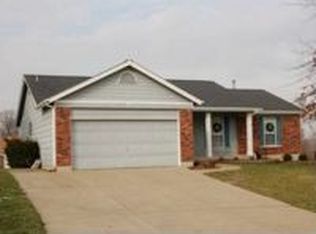 7 White Chapel Ct, O'Fallon, MO